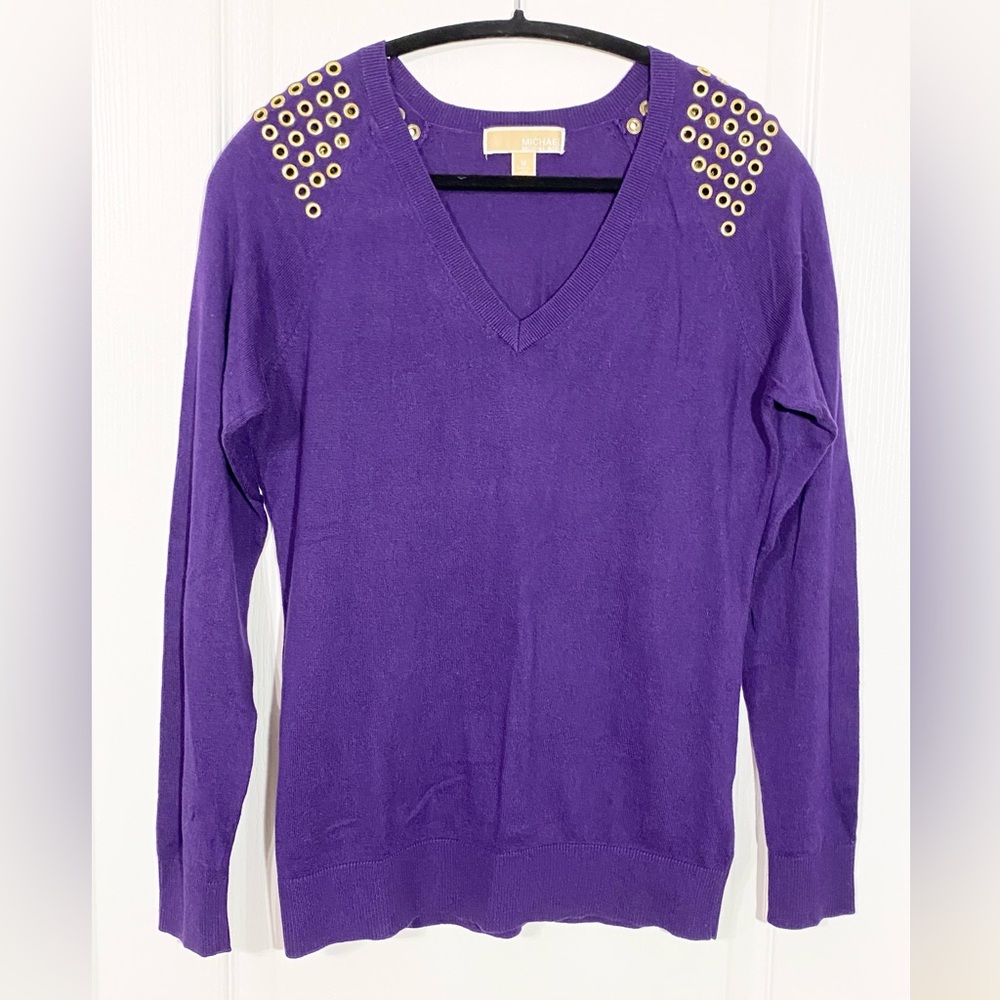 Michael Kors Gold Grommet Studded Shoulder V-Neck Knit Sweater Purple Sz Medium